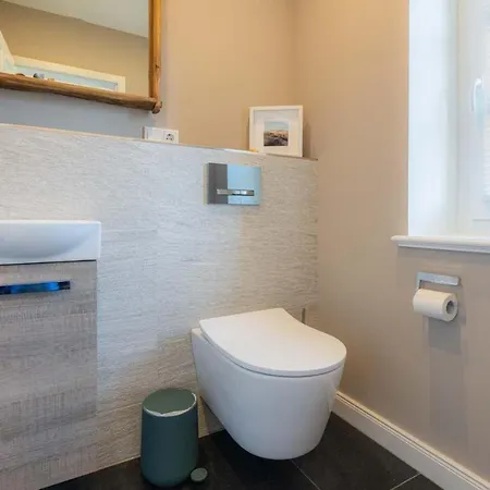 Haushaelfte-beachhouse-no-10-id-446 بيت للعطل *